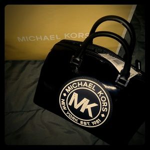 Michael Kors Barrel Bag